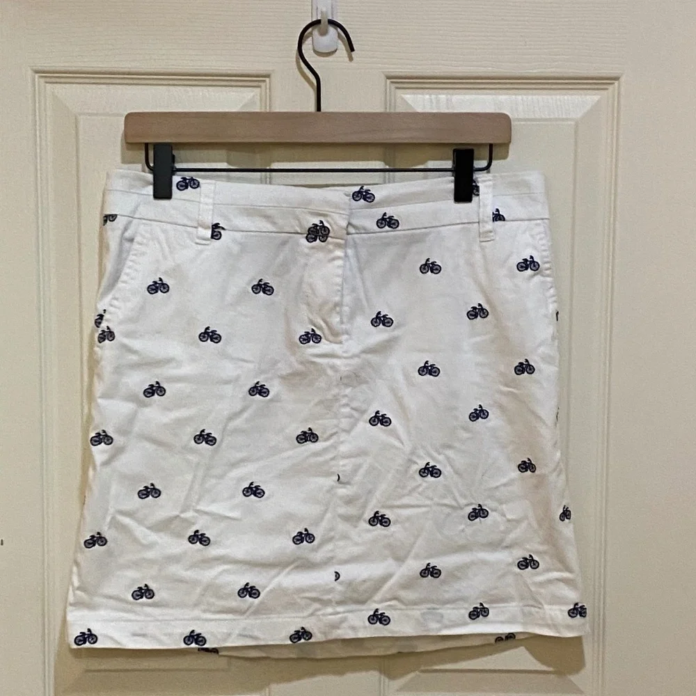 British Khaki- Skirt-White with Blue Bicycles-Women's Size 6